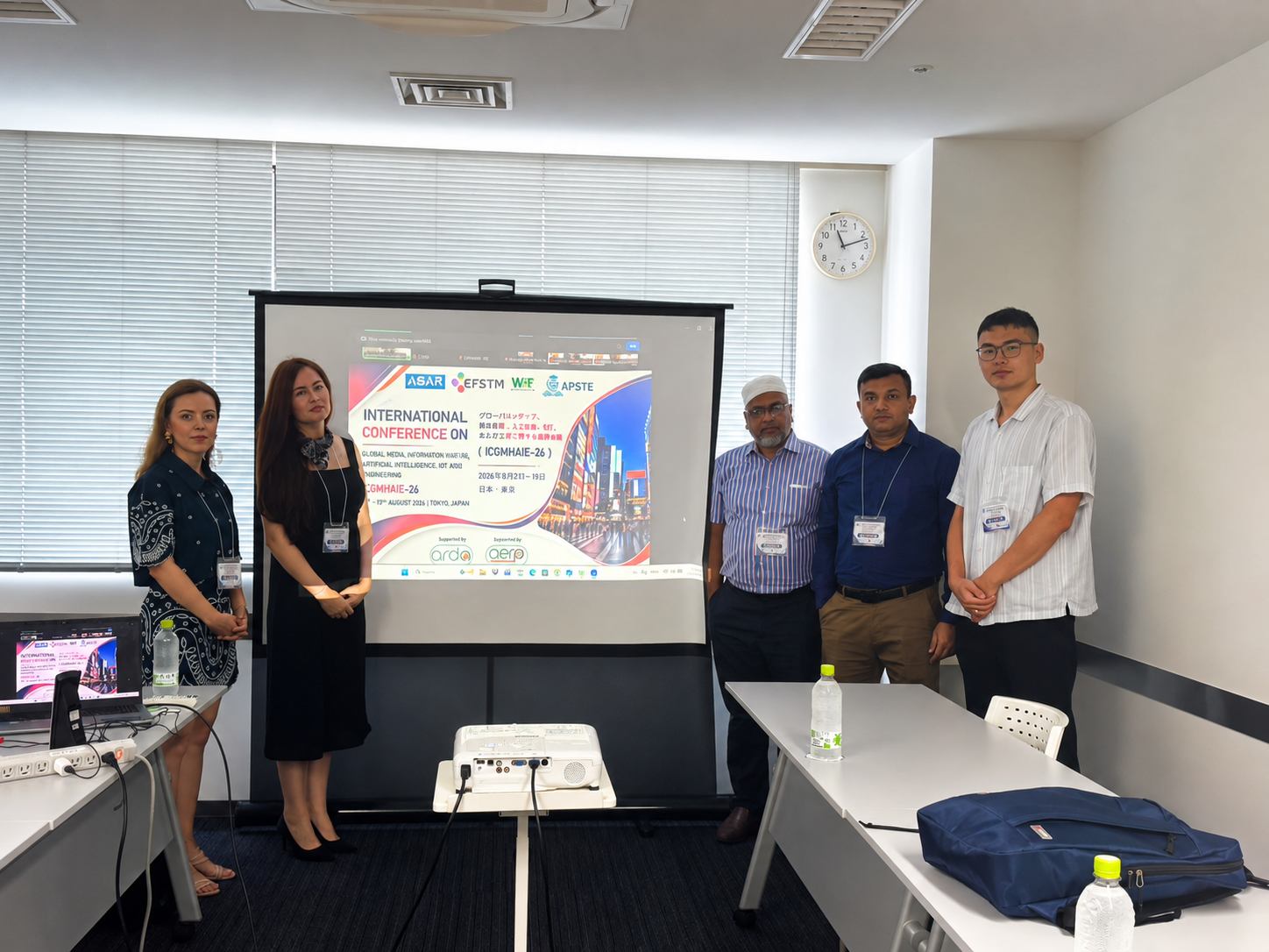 Research presentation at a JSIC conference